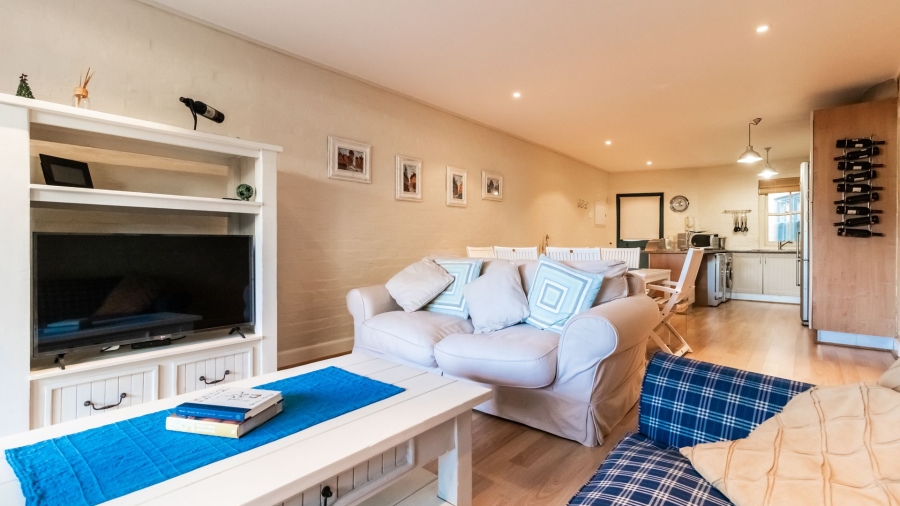 1 Bedroom Property for Sale in Hout Bay Beachfront Western Cape